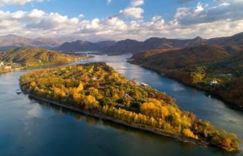 ¡Una excursión de otoño a la isla Namisum!